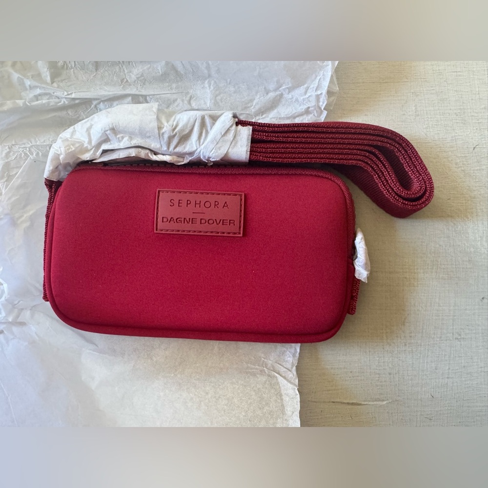 NWT limited-edition Sephora x Dagne Dover Mara Phone Sling Bag - Picture 9 of 11